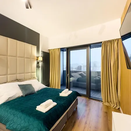 Apartamento Ans Hanza Tower No 410 - Swimming Pool, Sauna, Jacuzzi, Viewing Terrace