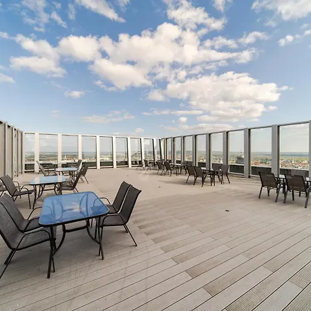 Ans Hanza Tower No 410 - Swimming Pool, Sauna, Jacuzzi, Viewing Terrace