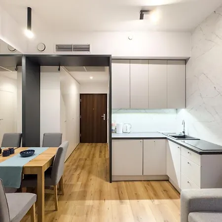 Ans Hanza Tower No 410 - Swimming Pool, Sauna, Jacuzzi, Viewing Terrace Apartman