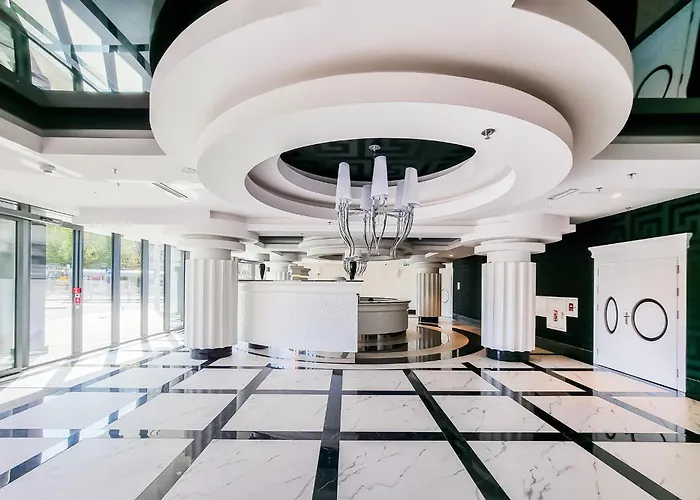 Apartment Ans Hanza Tower No 410 - Swimming Pool, Sauna, Jacuzzi, Viewing Terrace *